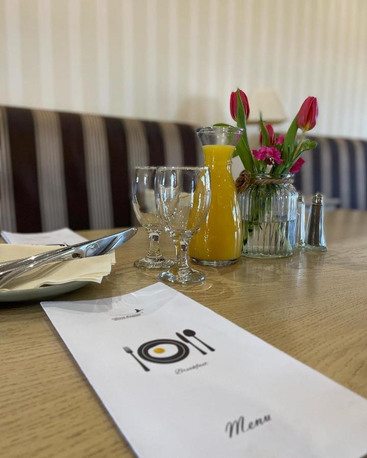 Diva Kacica Restaurant & Pansion Ξενοδοχείο Komárno Εξωτερικό φωτογραφία